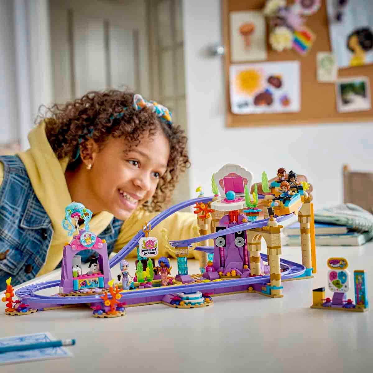 undefined - 85f7a_LEGO_Friends_Deniz_Kizi_Hiz_Treni_Yapim_Seti__.jpg