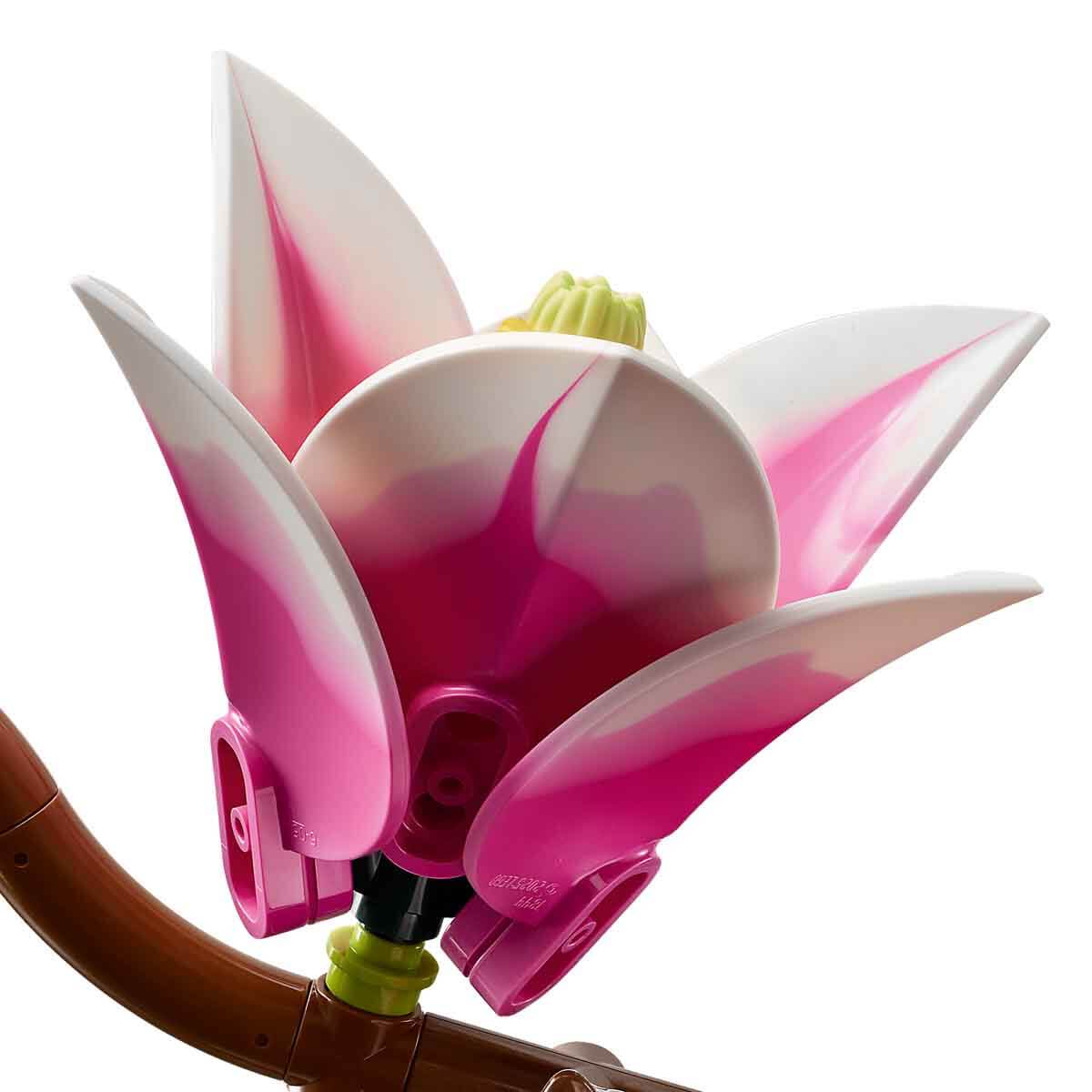 undefined - 866a4_LEGO_Botanicals_Manolya_Dallari_11510_.jpg