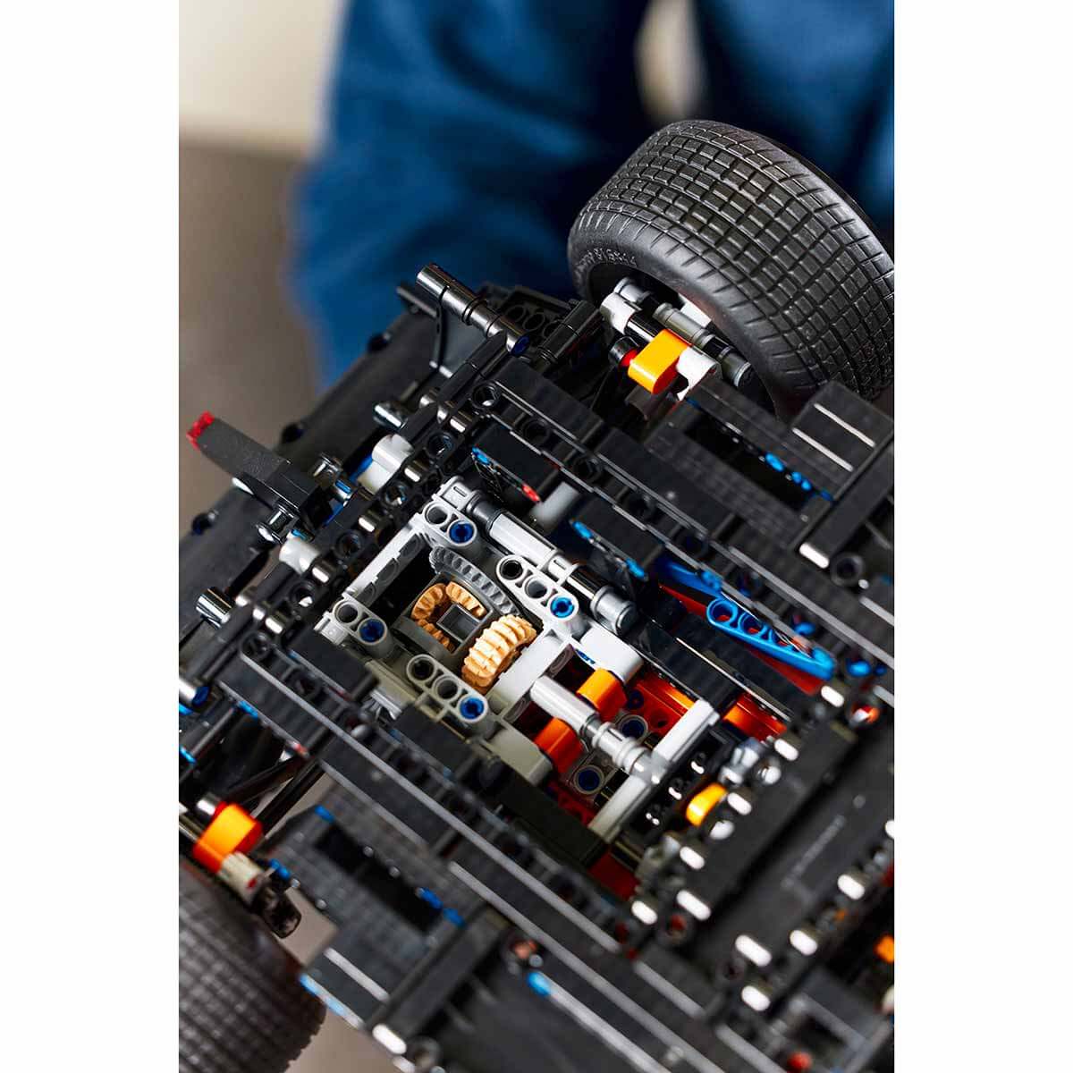 undefined - 86834_LEGO_Technic_McLaren_Formula_1_Yaris_Arabasi_42141.jpg