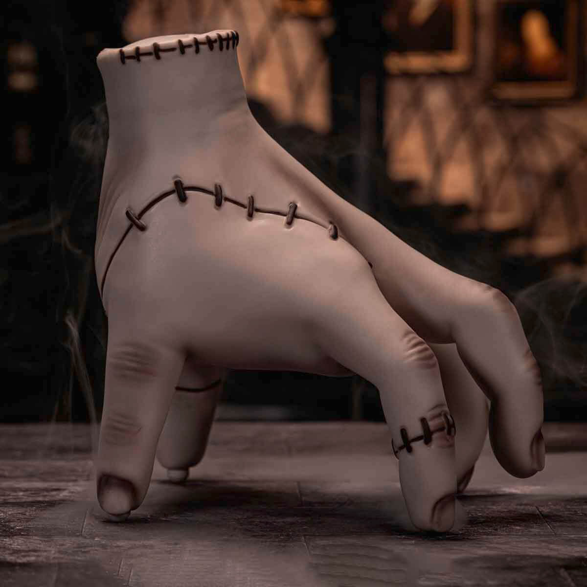 undefined - 87d81_Wednesday_USB_Sarjli_Uzaktan_Kumandali_Thing_Figur.jpg
