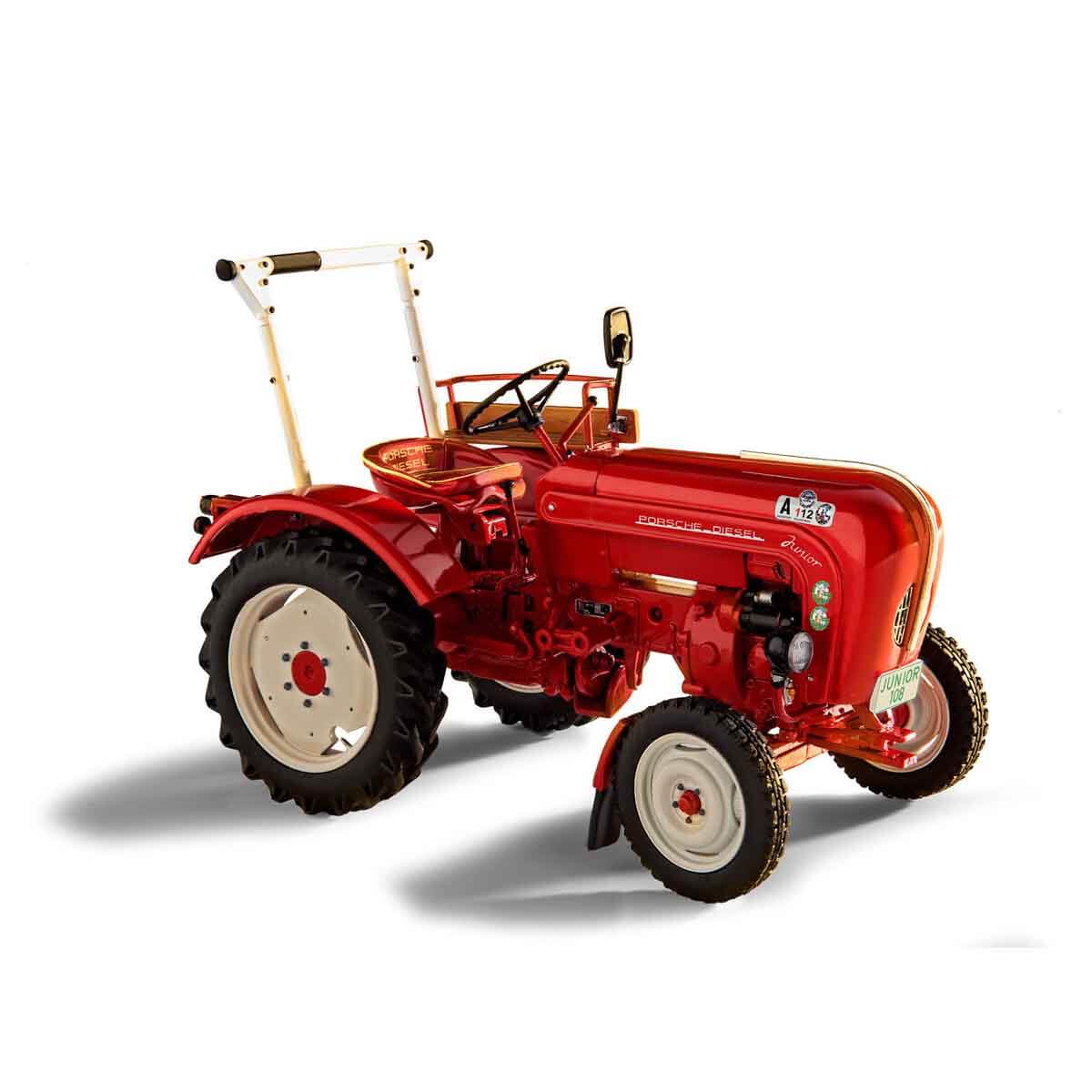 undefined - 8a6f4_Revell_1_24_Porsche_Diesel_Junior_108_VBA67823.jpg