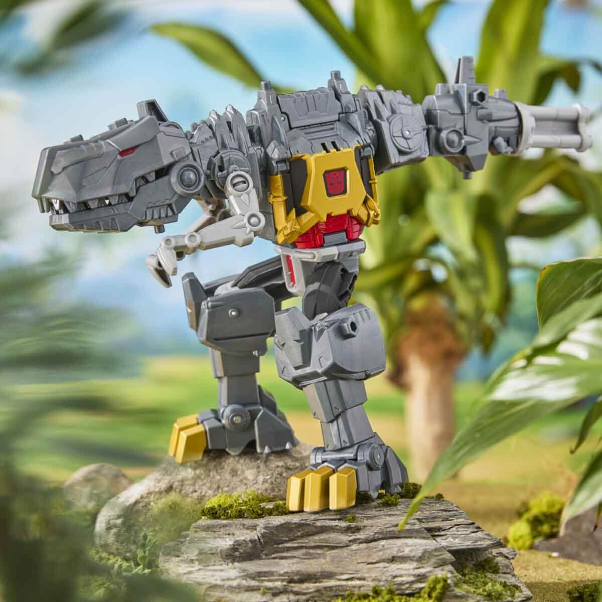 undefined - 8ac63_Transformers_Cyberworld_Grimlock_Chomp_Donusebilen.jpg