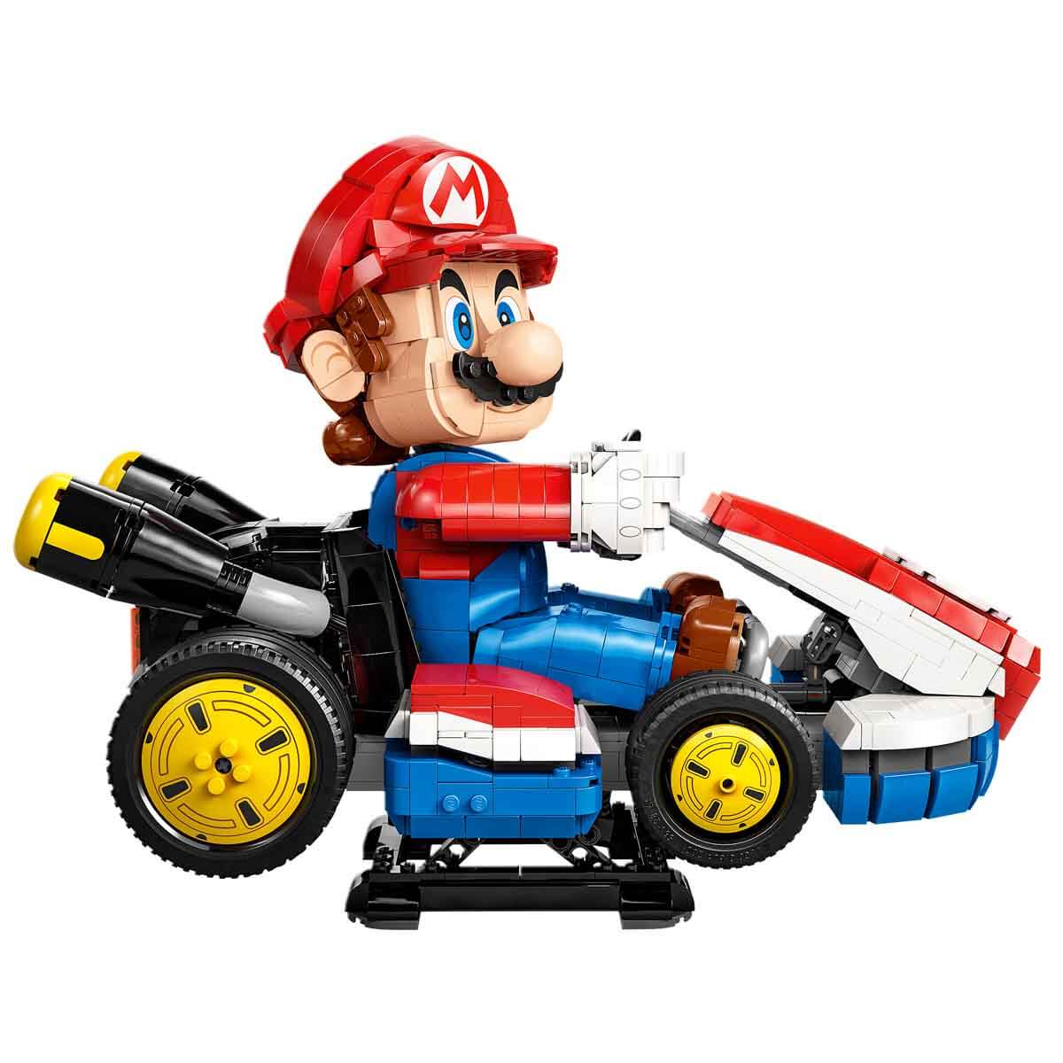 undefined - 8adb5_LEGO_Super_Mario_Mario_Kart_Mario_ve_Standard_Kart.jpg