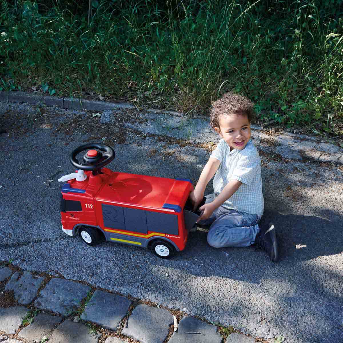 undefined - 8b0d9_Volvo_Rosenbauer_Bingit_Itfaiye_Araci.jpg