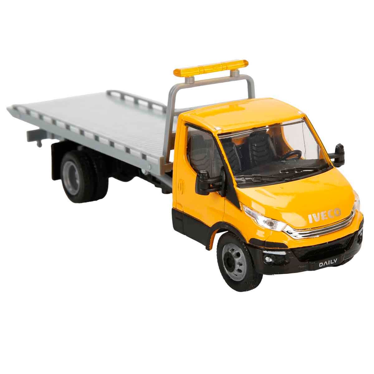 undefined - 8c025_1:36_Iveco_.jpg