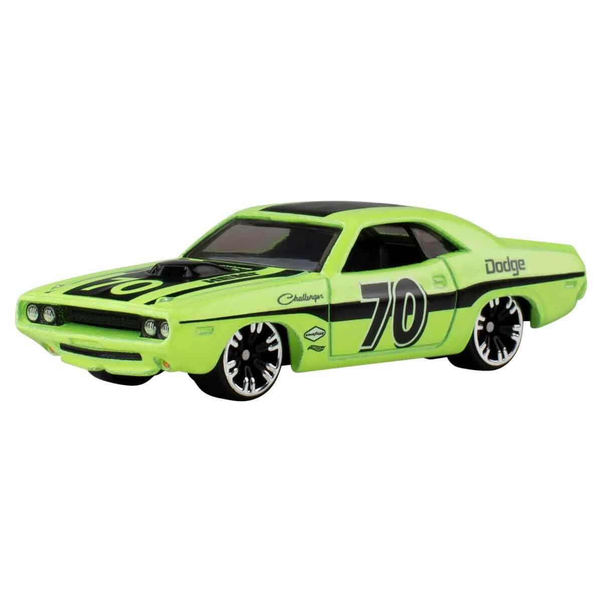 undefined - 8d0d3_Hot_Wheels_Neon_Yariscilar_HLH72.jpg