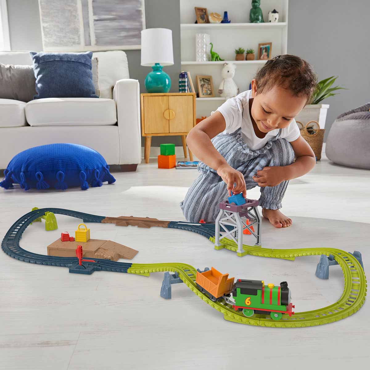 undefined - 8d89d_Fisher_Price_Thomas_ve_Arkadaslari_Motorlu_Tren_HG.jpg
