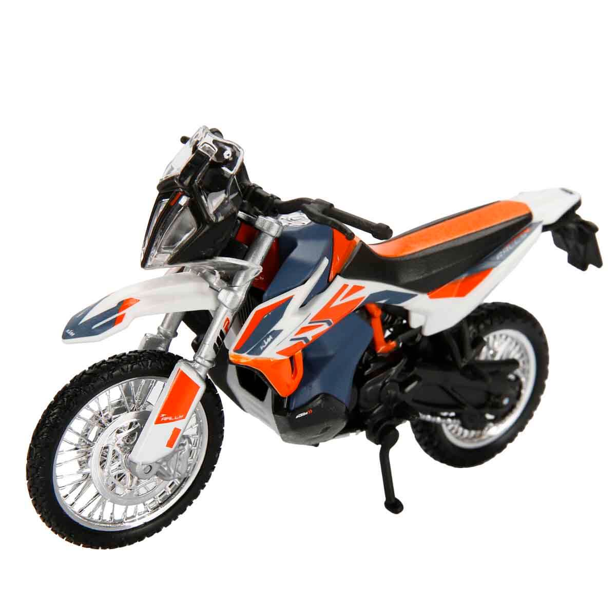 undefined - 8e318_1:18_Ducati_Motor.jpg