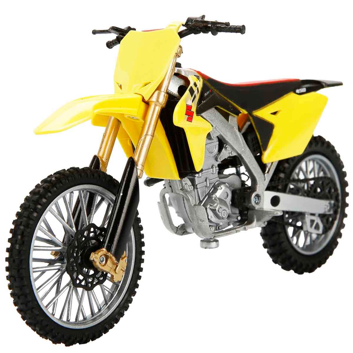 undefined - 8e6bd_1:12_Suzuki_RM-Z450_2014_Model_Motor_.jpg