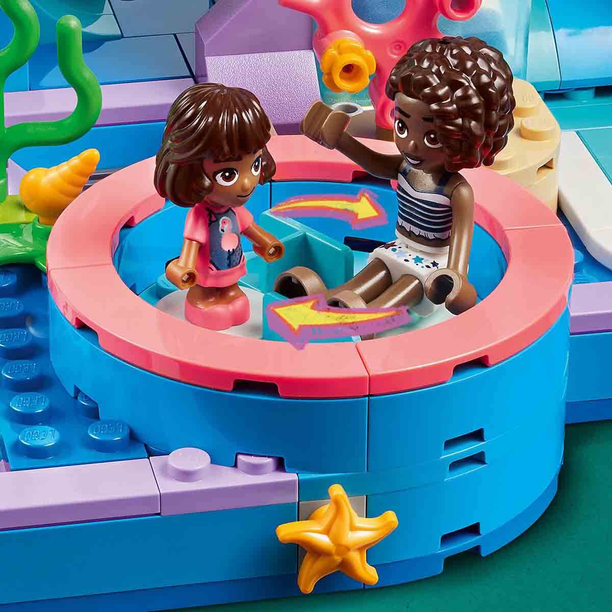 undefined - 8e8d9_LEGO_Friends_Heartlake_City_Su_Parki_42630_.jpg