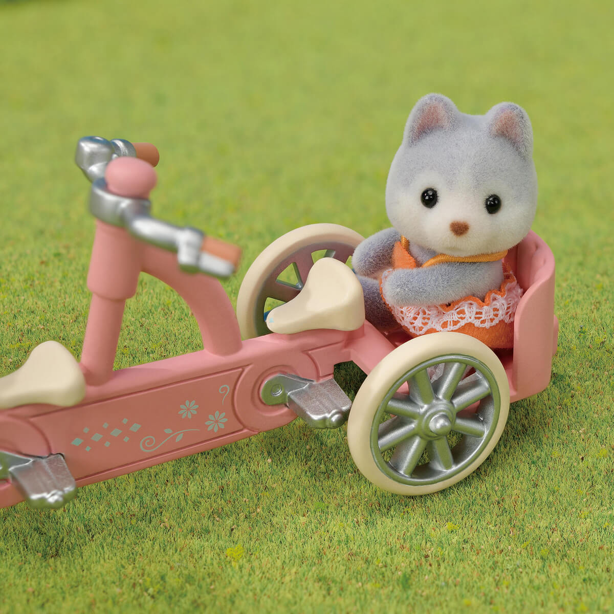undefined - 8e93b_Sylvanian_Families_Tandem_Bisiklet_Seti_Husky_Kard.jpg