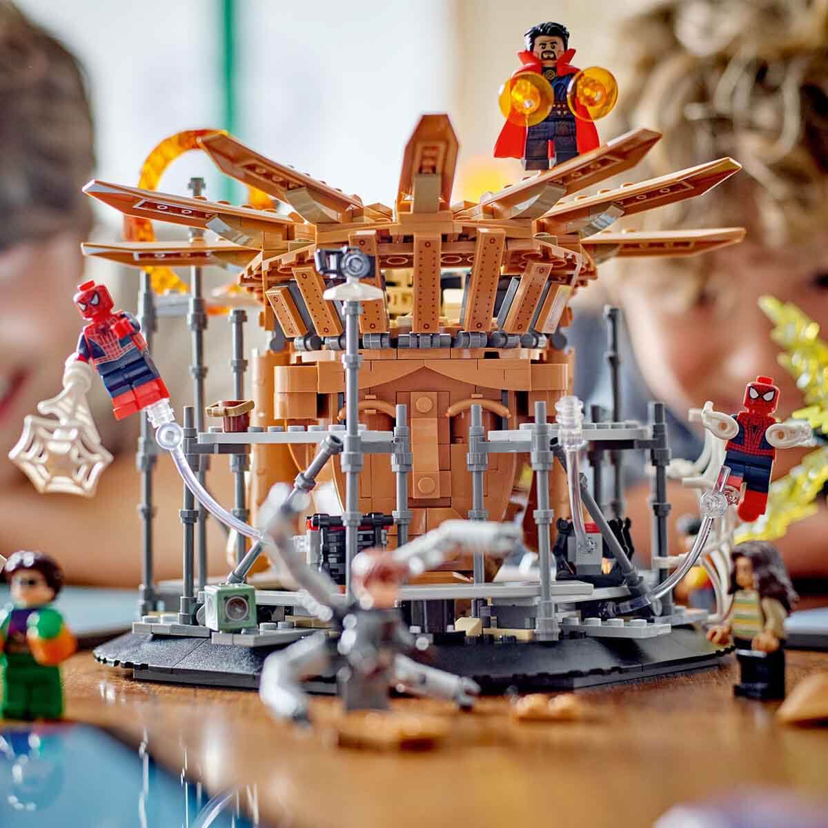 undefined - 8fa3f_LEGO_Marvel_Orumcek_Adam_Son_Savas_76261.jpg