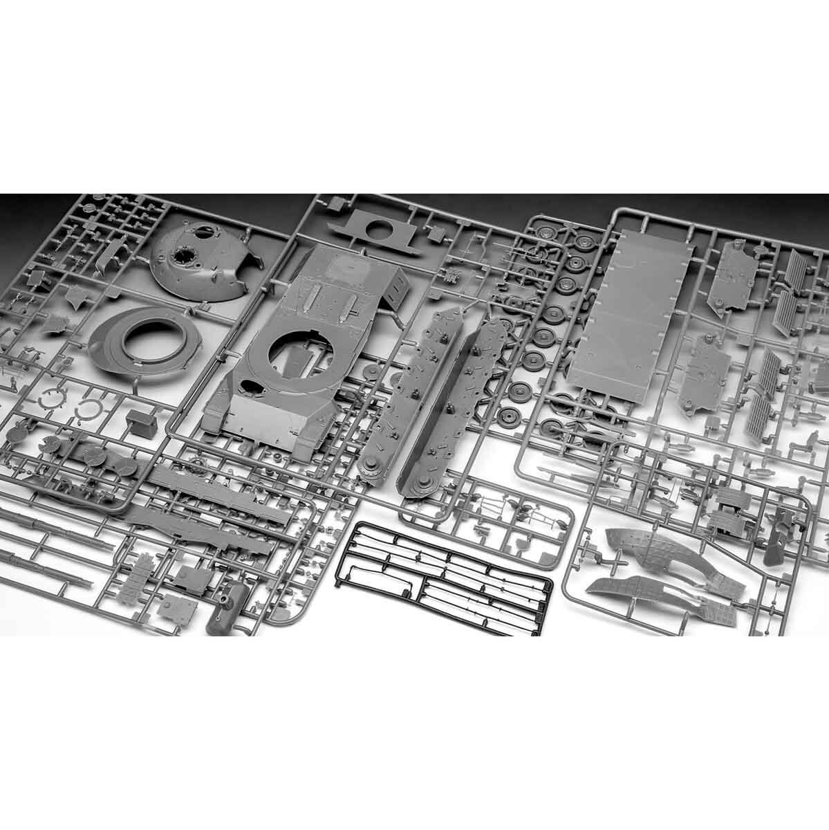 undefined - 90a70_Revell_135_Leopard_1_A1A1A1A4_VG05656.jpg