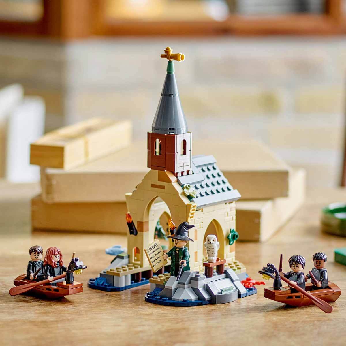 undefined - 90c6e_LEGO_Harry_Potter_Hogwarts_Satosu_Kayikhanesi_7642.jpg