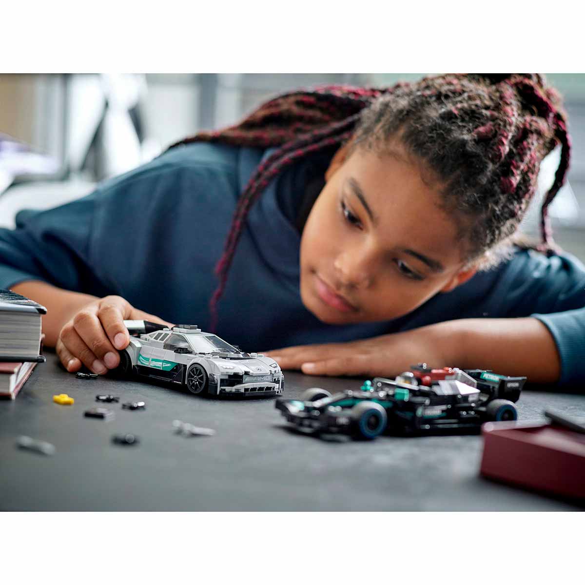 undefined - 91843_LEGO_Speed_Champions_Mercedes-AMG_F1_W12_E_Perform.jpg