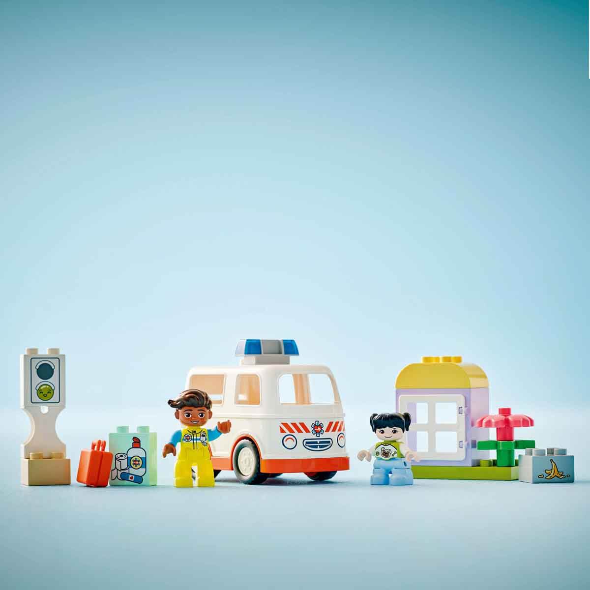 undefined - 91b1d_LEGO_DUPLO_Ambulans_ve_Surucu_10447_.jpg