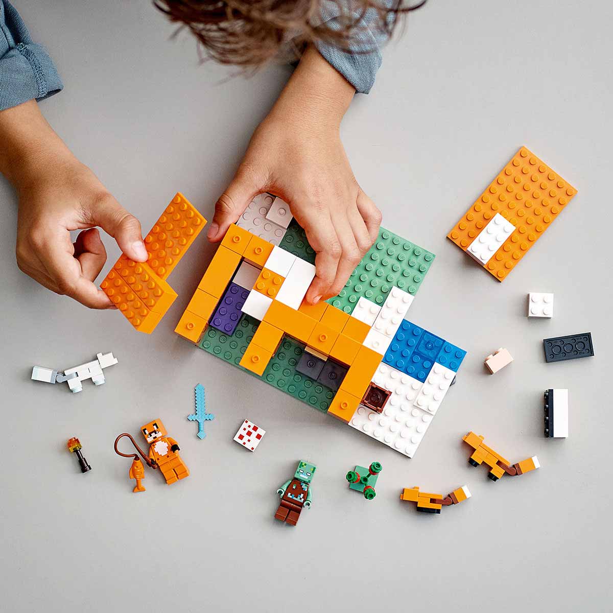 undefined - 932bb_LEGO_Minecraft_Tilki_Kulubesi_21178.jpg