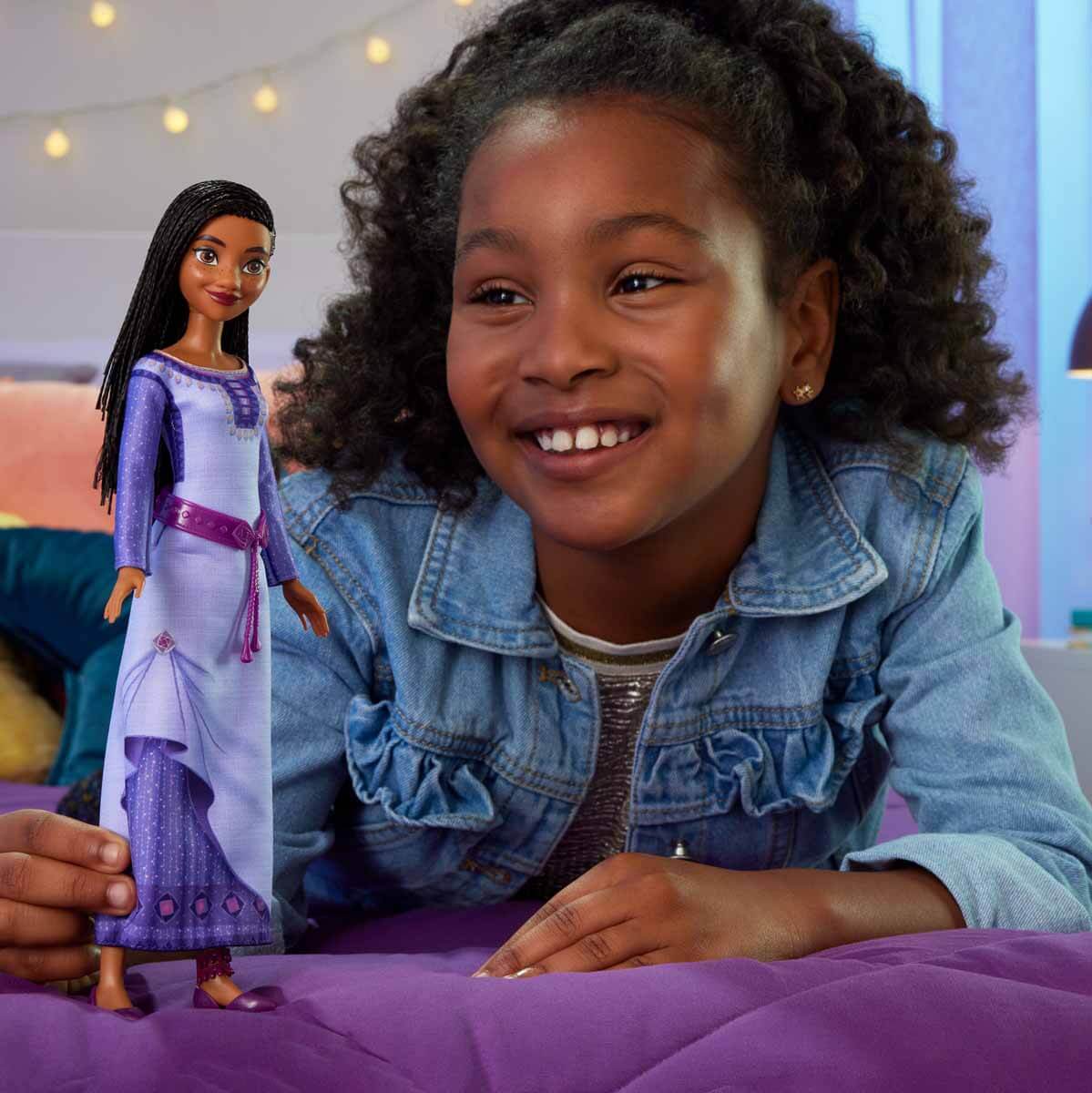 undefined - 9373a_Disney_Wish_Asha_HPX23.jpg