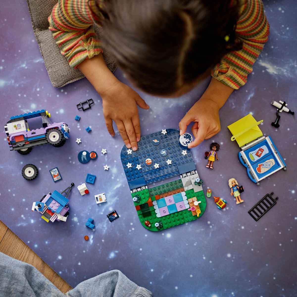 undefined - 93ee9_LEGO___Friends_Yildiz_Gozlemleme_Kamp_Araci_42603_.jpg