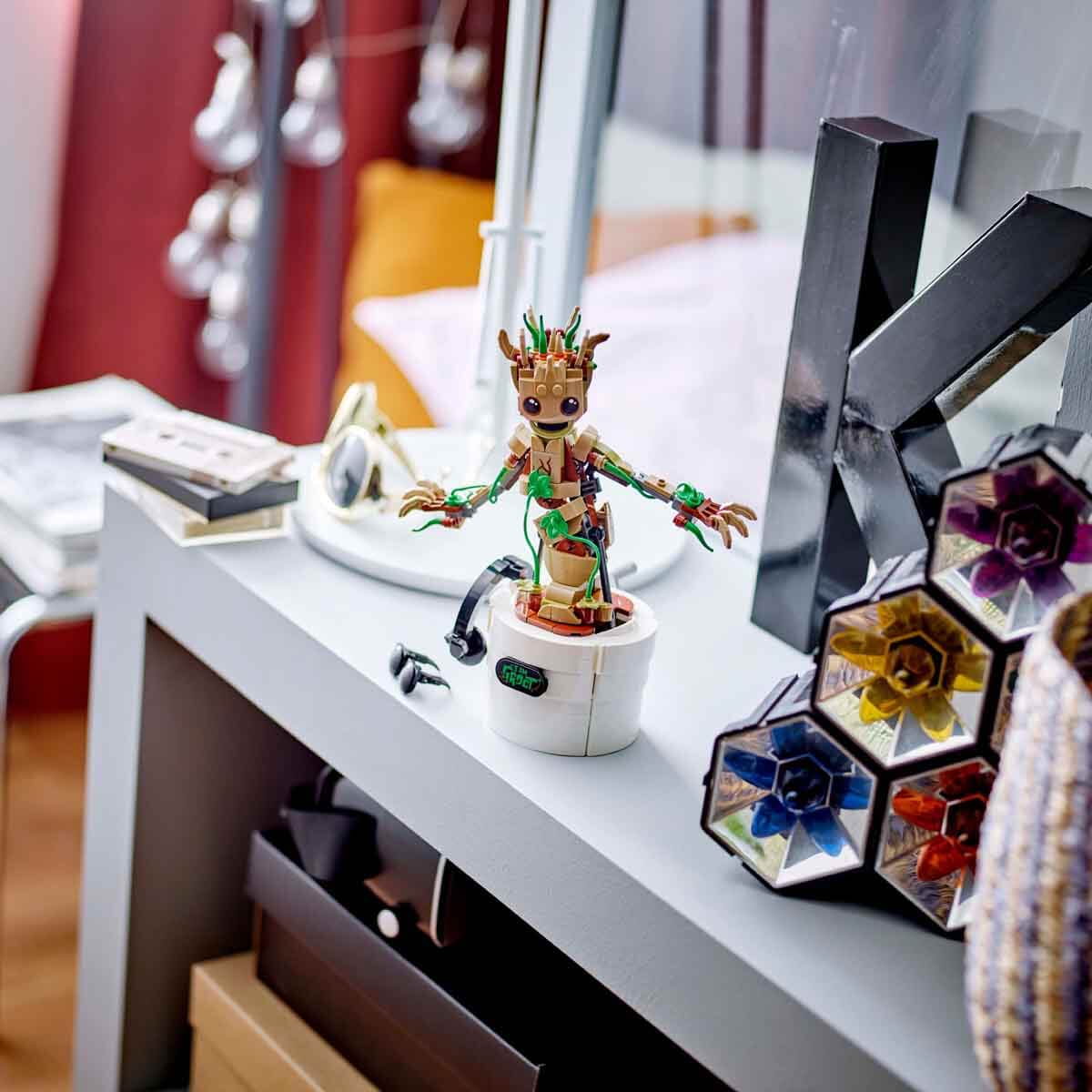 undefined - 946c8_LEGO_Marvel_Dans_Eden_Groot_76297_.jpg