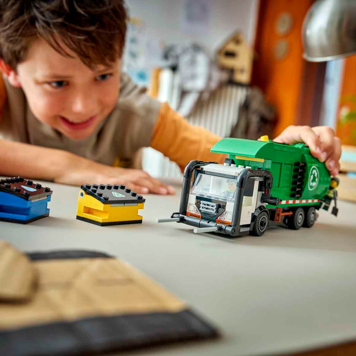 undefined - 95118_LEGO_City_Geri_Donusum_Kamyonu_60495.jpg