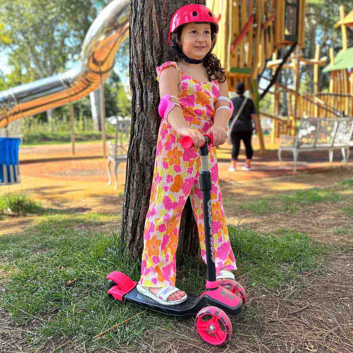 undefined - 964a9_Twist_3_Tekerlekli_Isikli_Scooter_.jpg