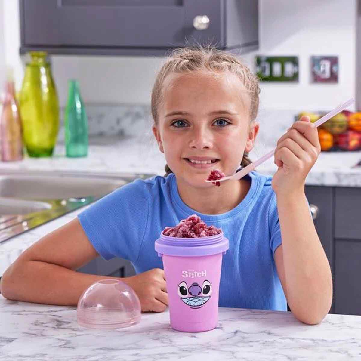 undefined - 96a60_Disney_Stitch_Dondurulmus_Buzlu_Icecek_Makinesi_.jpg
