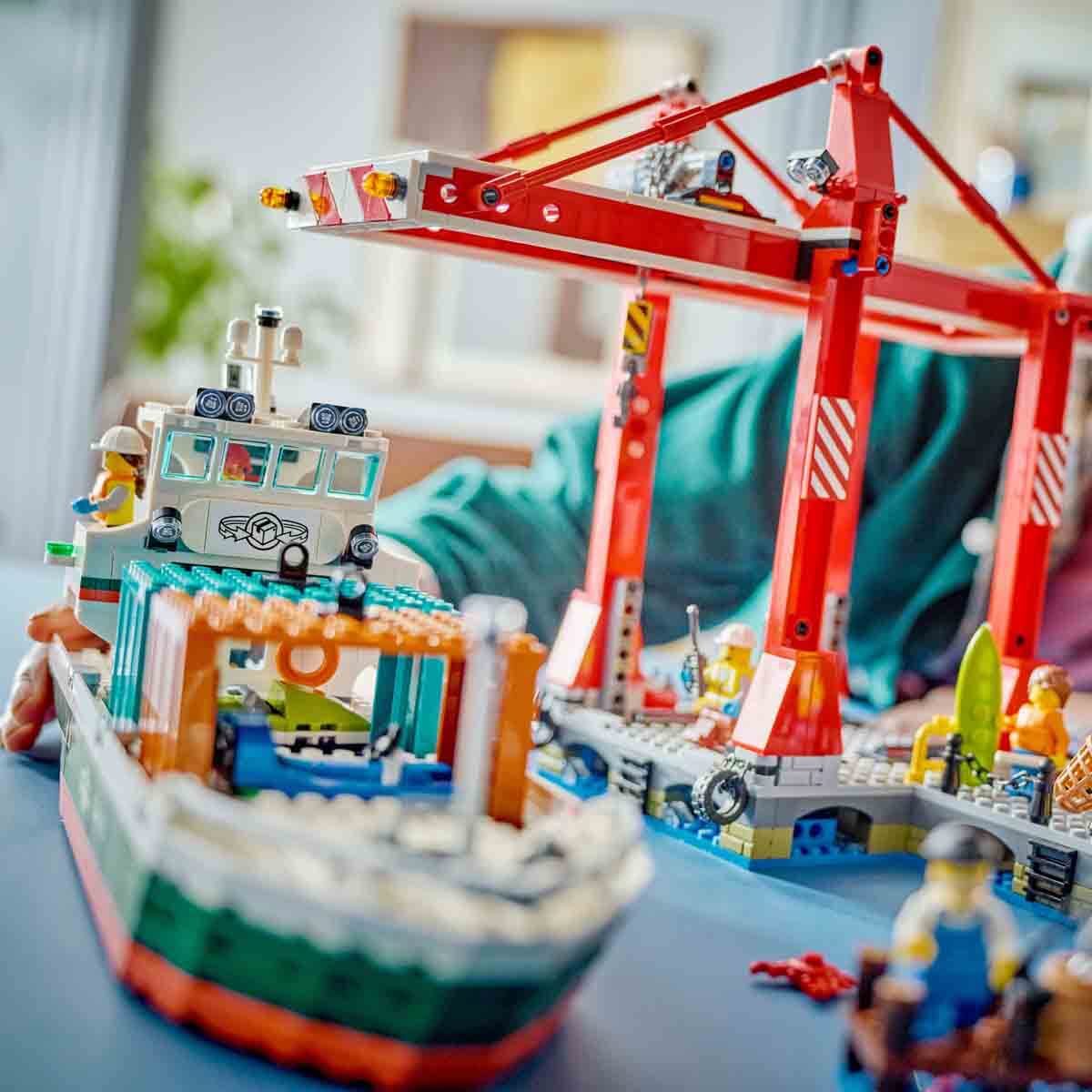 undefined - 97fd3_LEGO_City_Yuk_Gemili_Liman_60422_.jpg