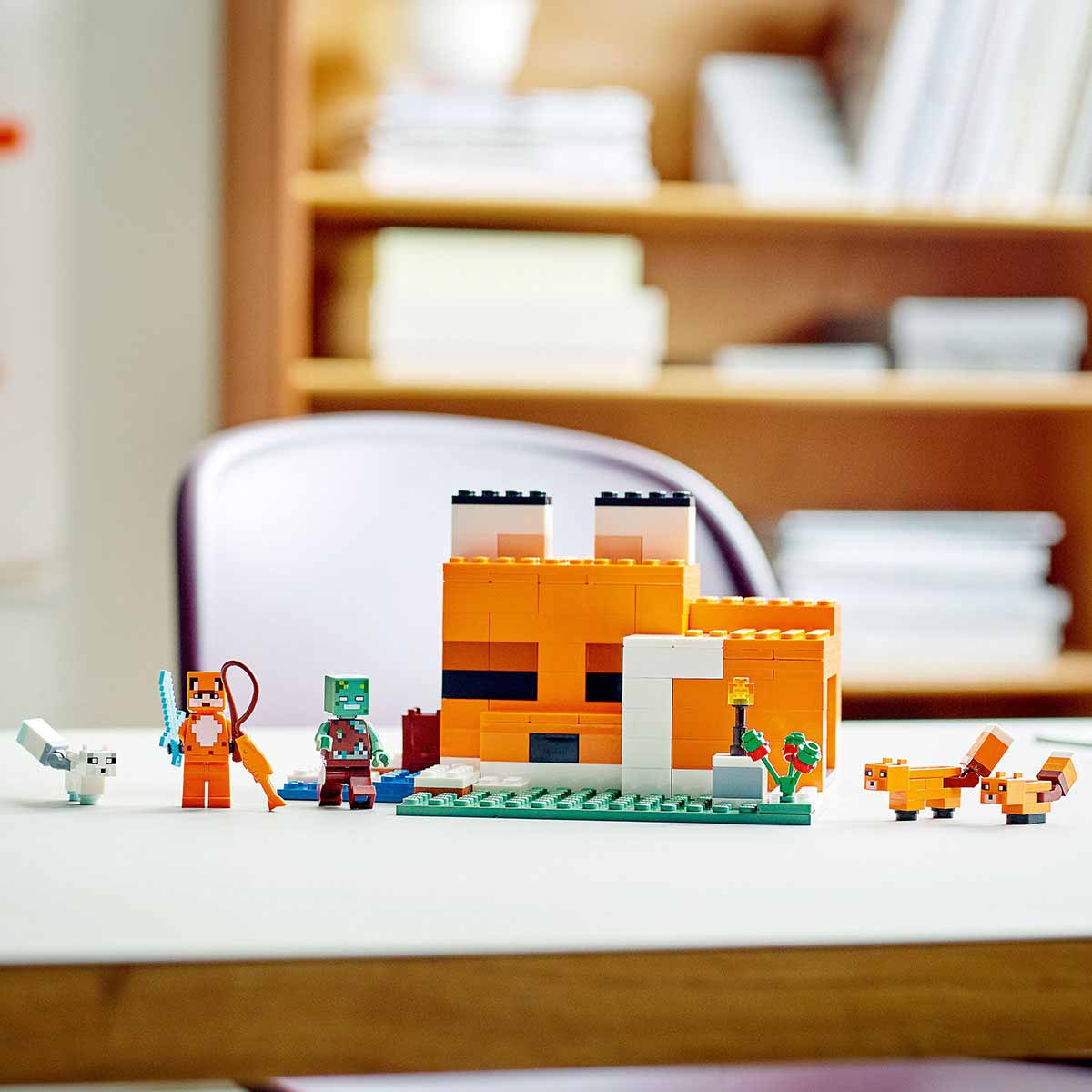 undefined - 9850f_LEGO_Minecraft_Tilki_Kulubesi_21178.jpg