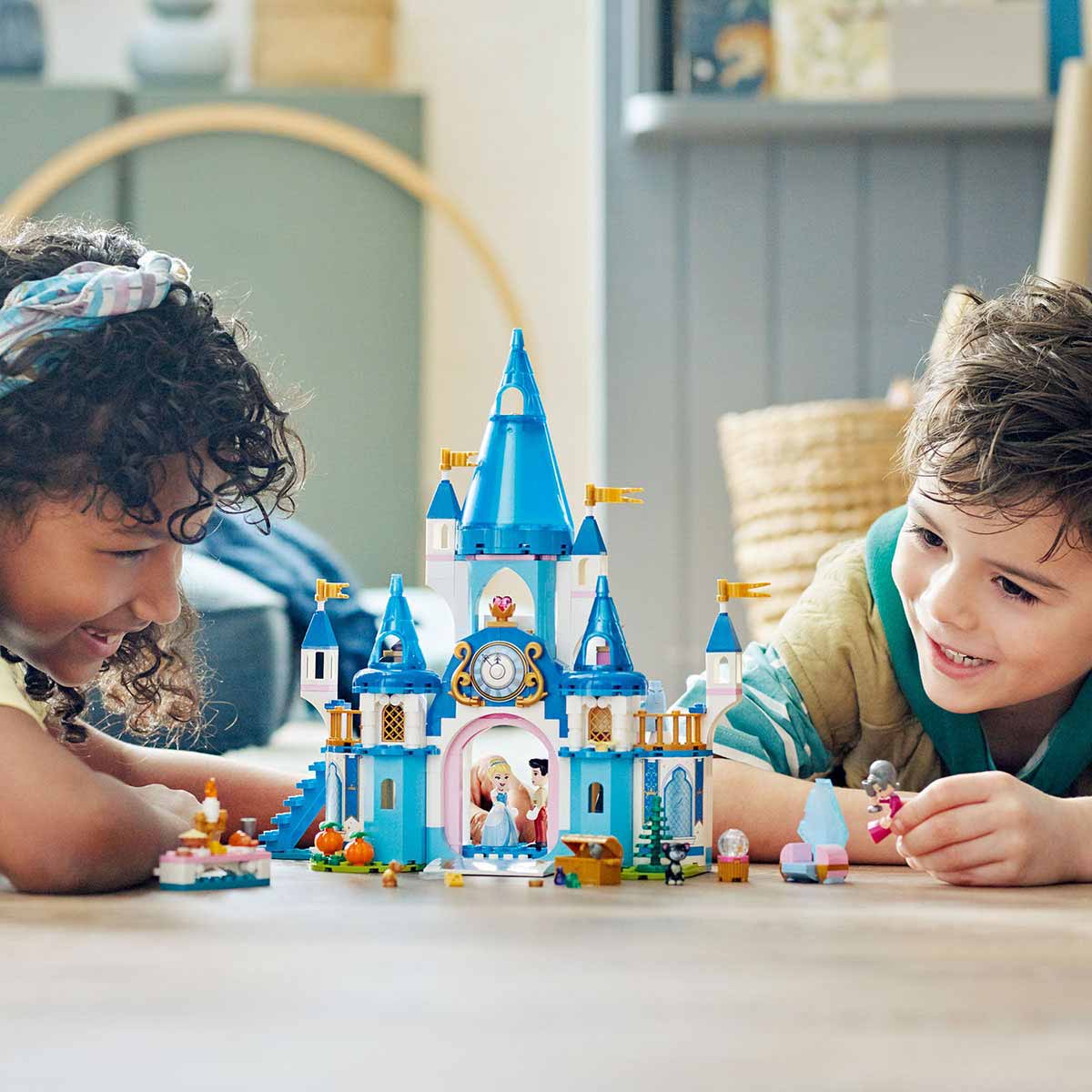 undefined - 9b03f_LEGO_Disney_Princess_Sindirella_ve_Yakisikli_Prens.jpg