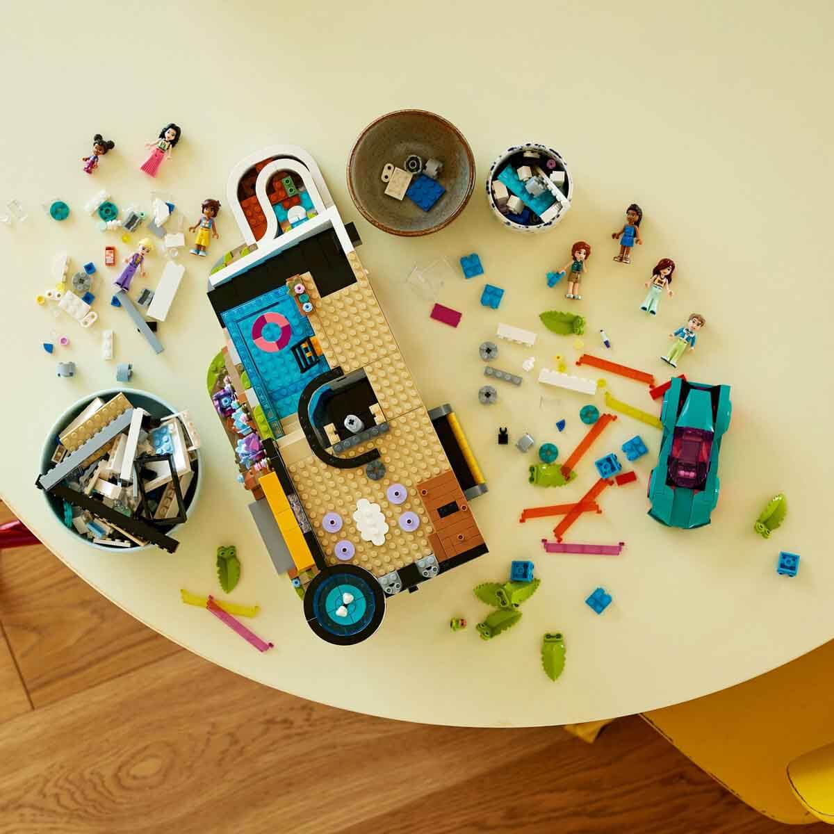undefined - 9c6b4_LEGO_Friends_Andreanin_Modern_Kosku_42639_.jpg