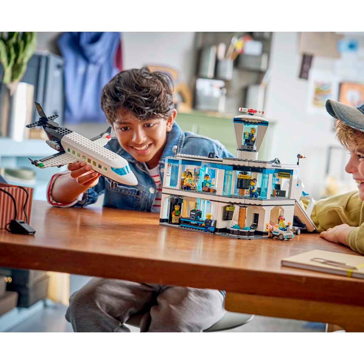 undefined - 9d157_LEGO_City_Havaalani_ve_Ucak_60502_.jpg