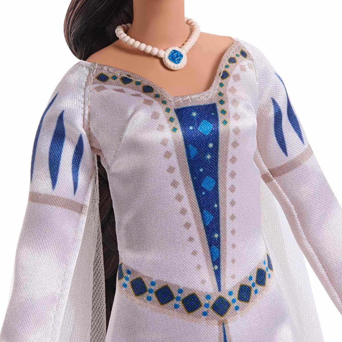 undefined - 9d1c4_Disney_Wish_Queen_Amaya_of_Rosas_HRC11.jpg