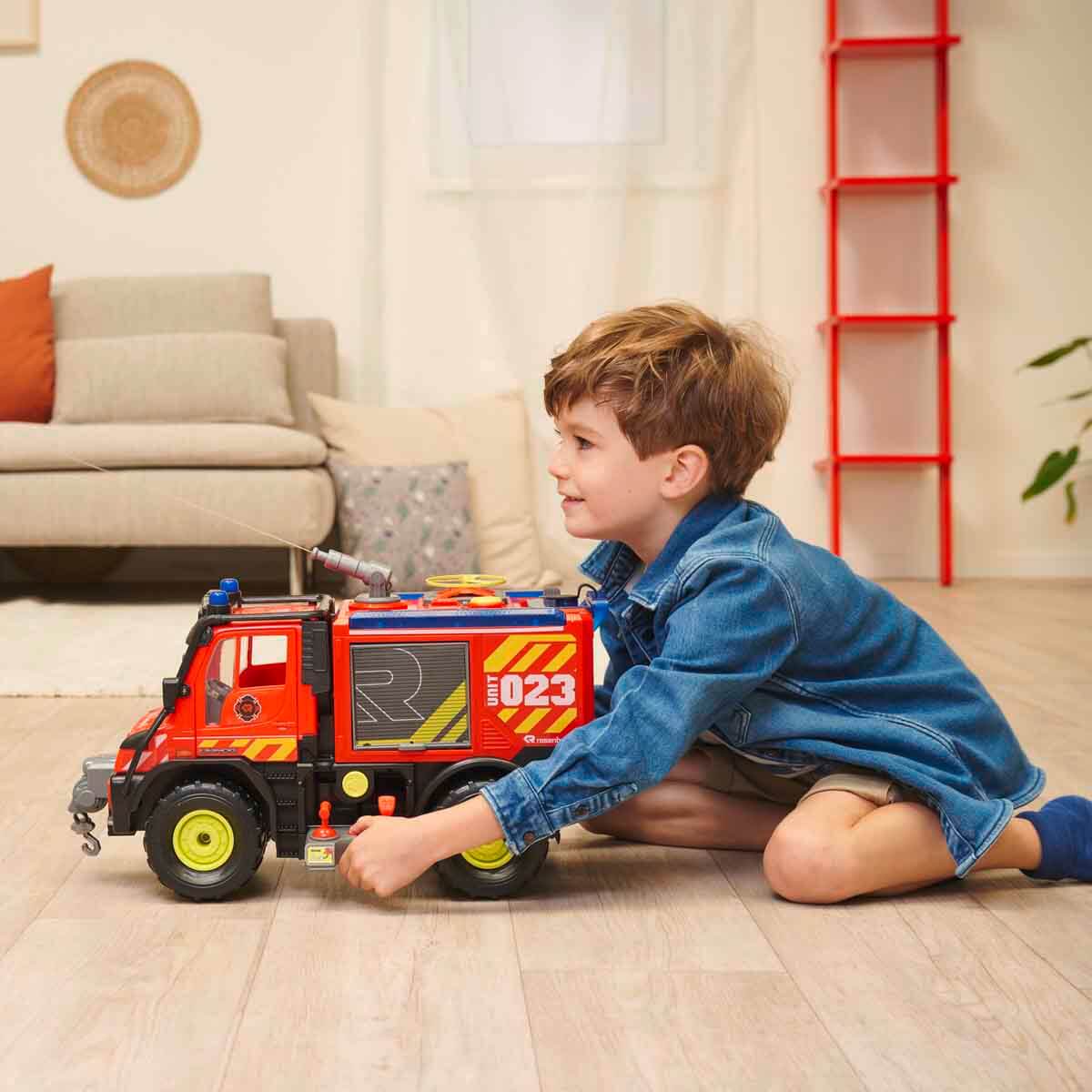 undefined - 9e7f7_Sesli_ve_Isikli_Mercedes-Benz_Unimog_U530_Uzaktan_.jpg