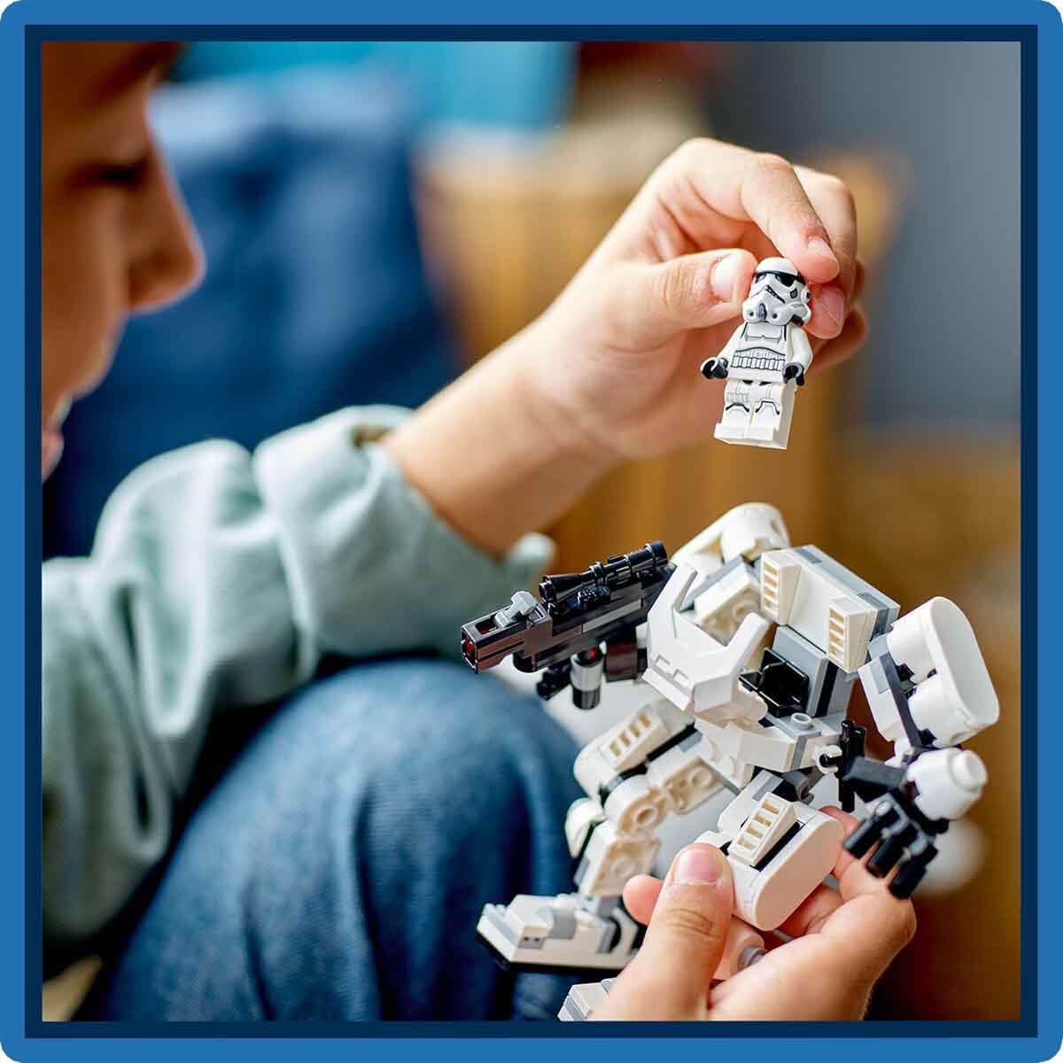 undefined - 9ee48_LEGO_Star_Wars_Stormtrooper_Robotu_75370.jpg