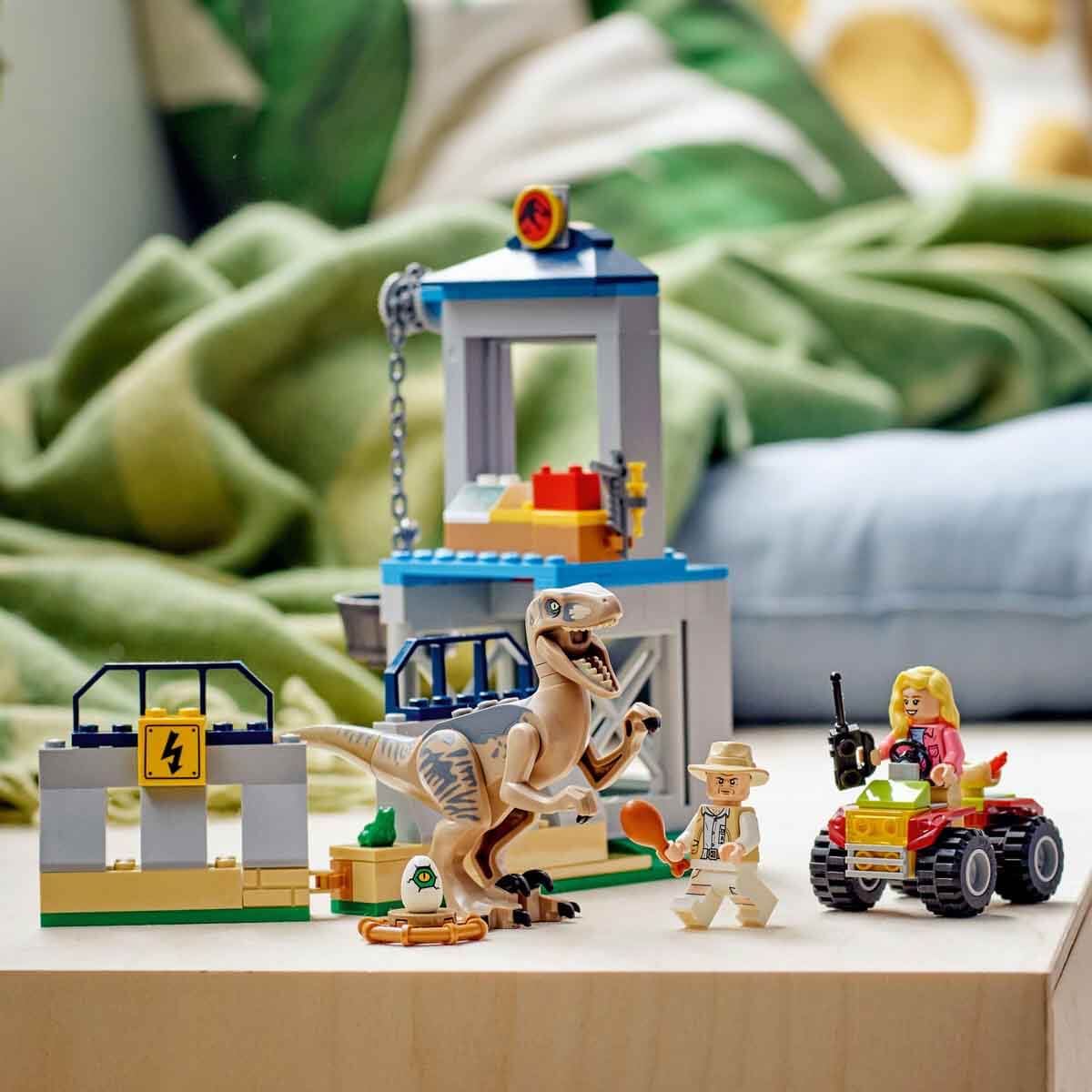 undefined - 9f490_LEGO_Jurassic_Park_Velociraptor_Kacisi_76957.jpg