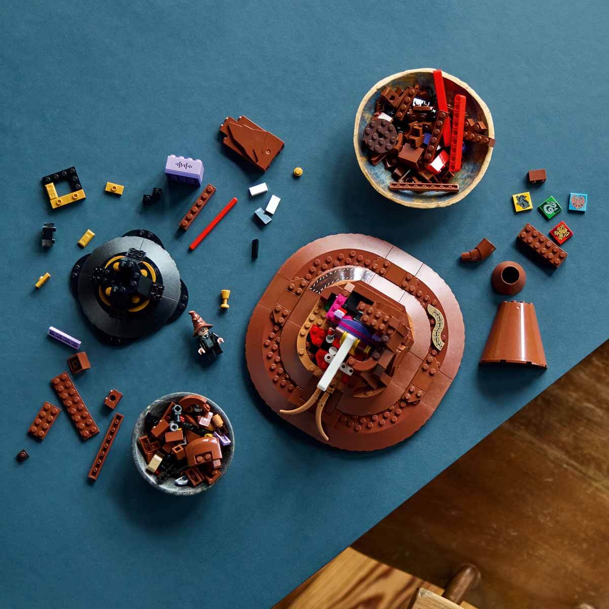 undefined - a1190_LEGO_Harry_Potter_Konusan_Secmen_Sapka_76429_.jpg