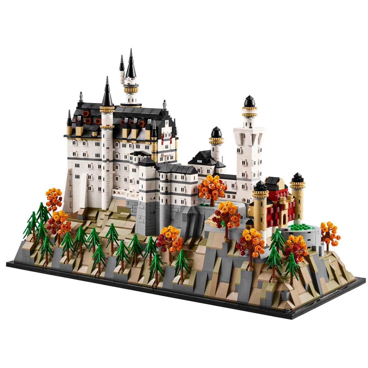 undefined - a31a5_LEGO_Architecture_Neuschwanstein_Satosu_21063_.jpg
