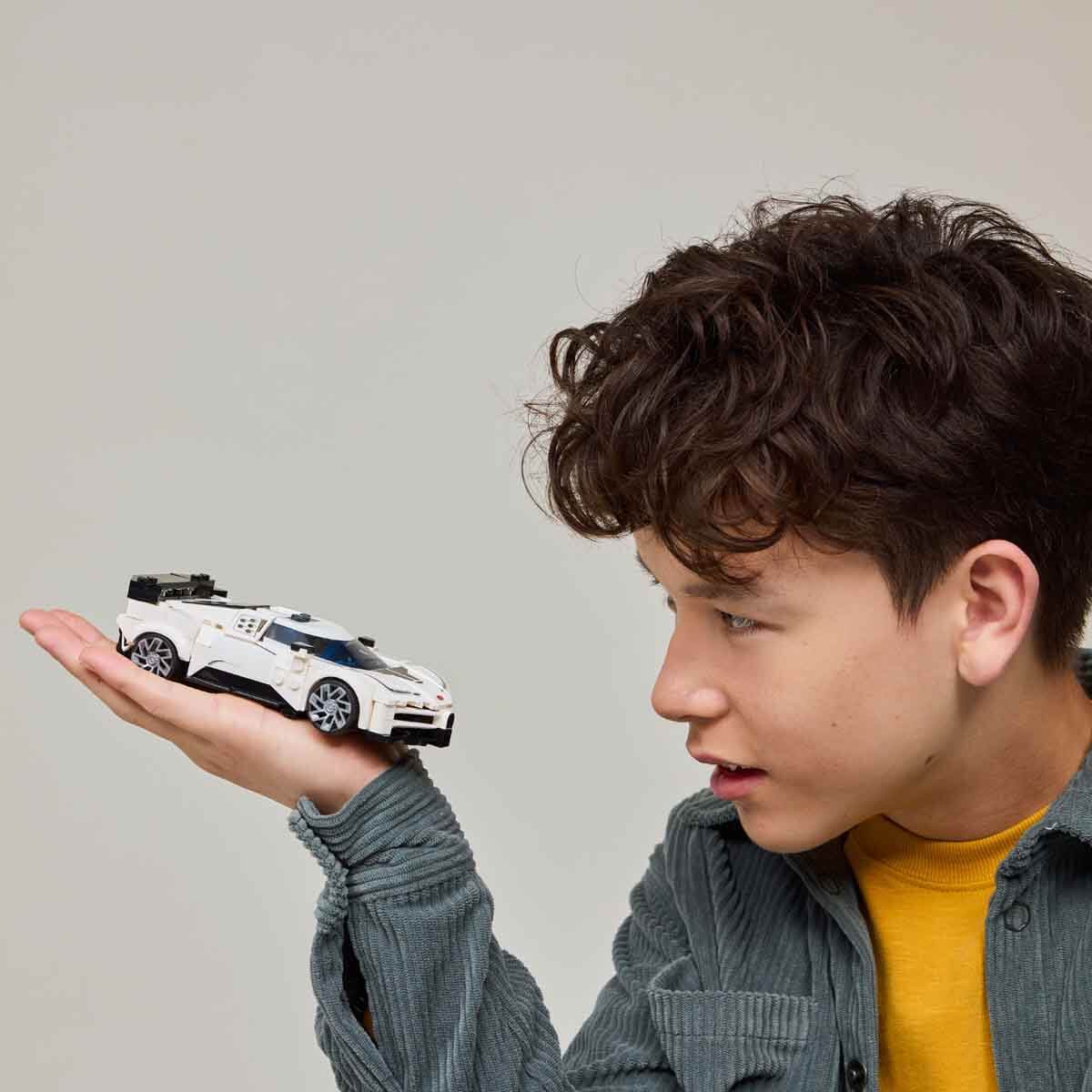 undefined - a4414_LEGO_Speed_Champions_Bugatti_Centodieci_Hiper_Spor.jpg