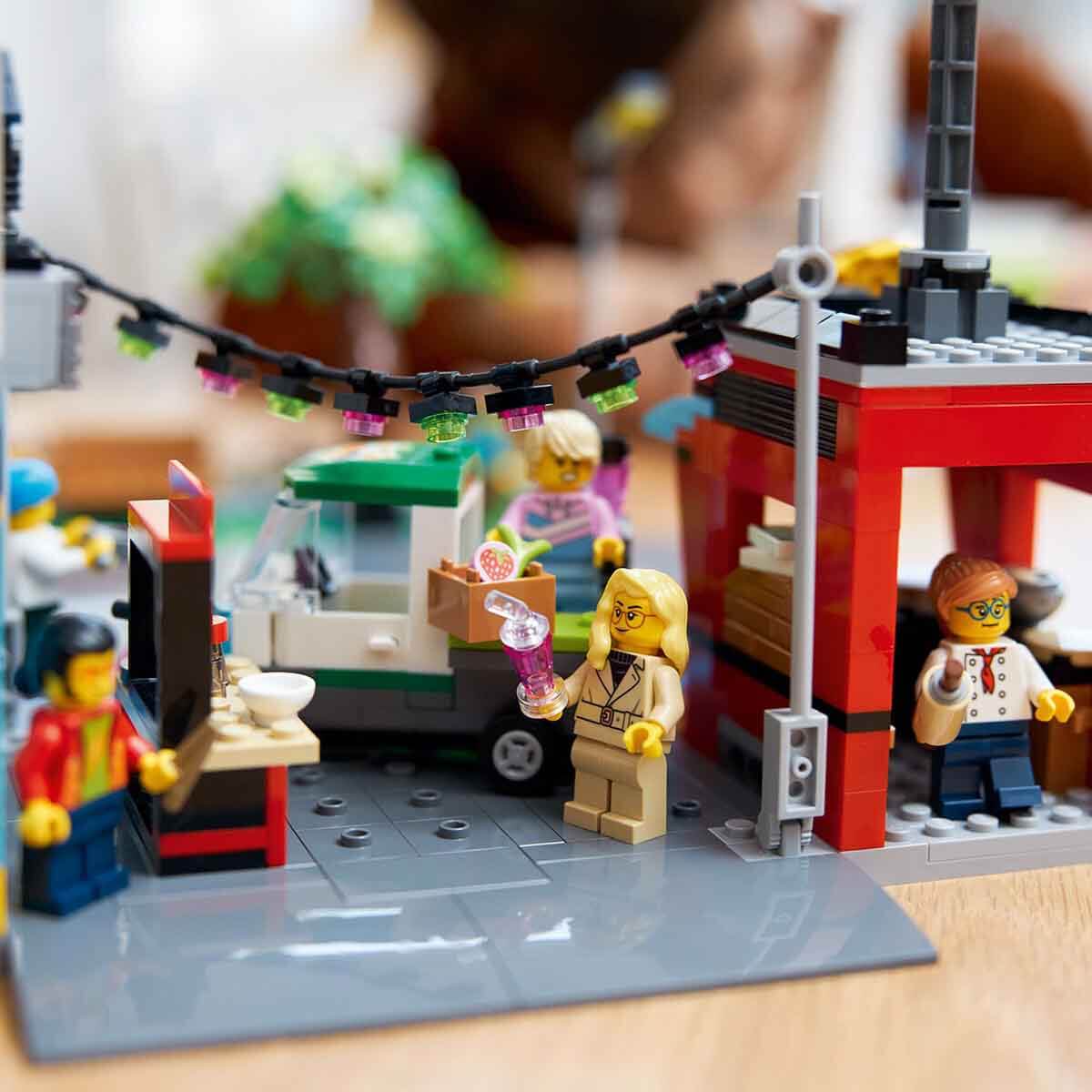 undefined - a4fcc_LEGO_City_Sehir_Merkezi_60380.jpg
