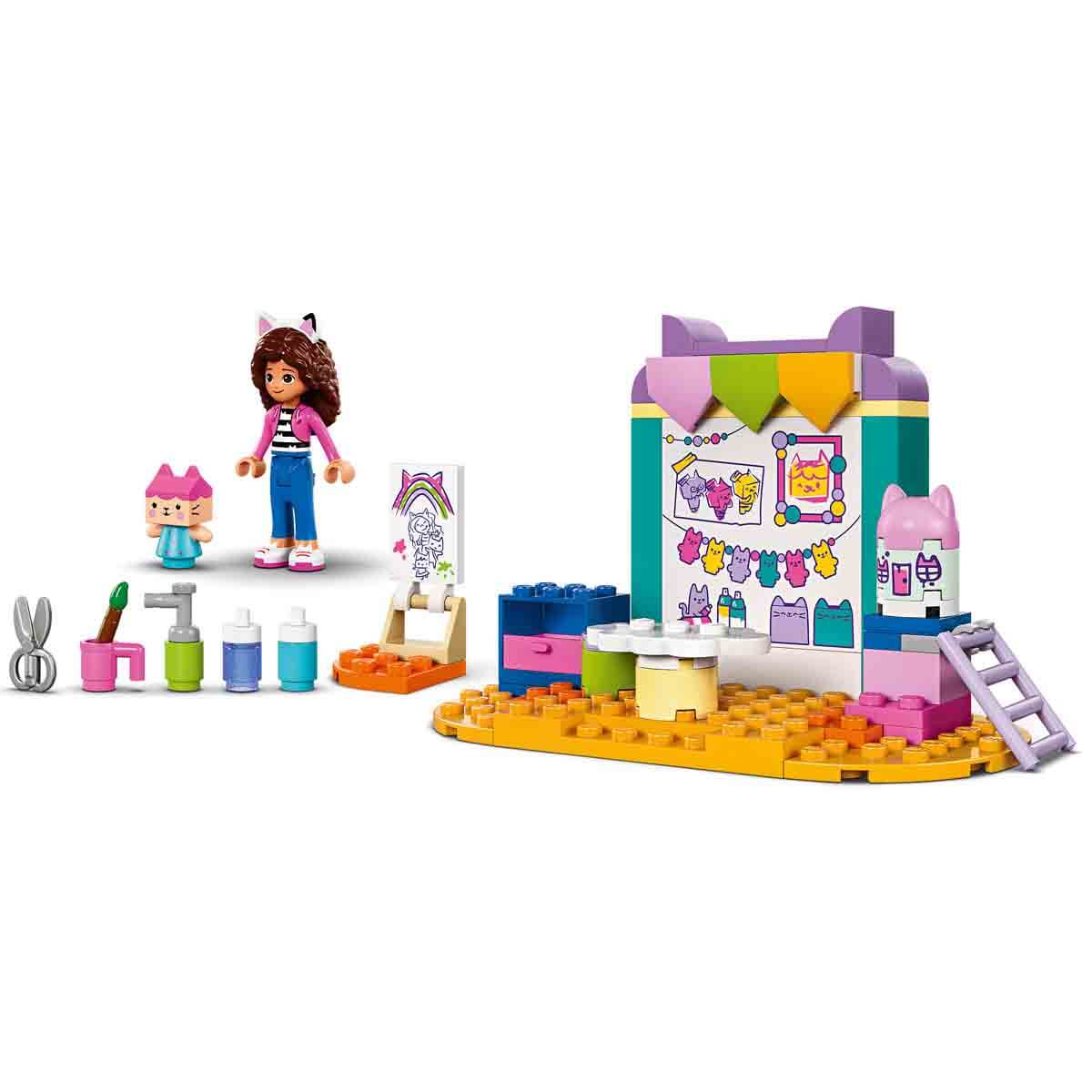 undefined - a57c9_LEGO_4_Gabbys_Dollhouse_Karton_Yavru_Kedi_ile_El_S.jpg
