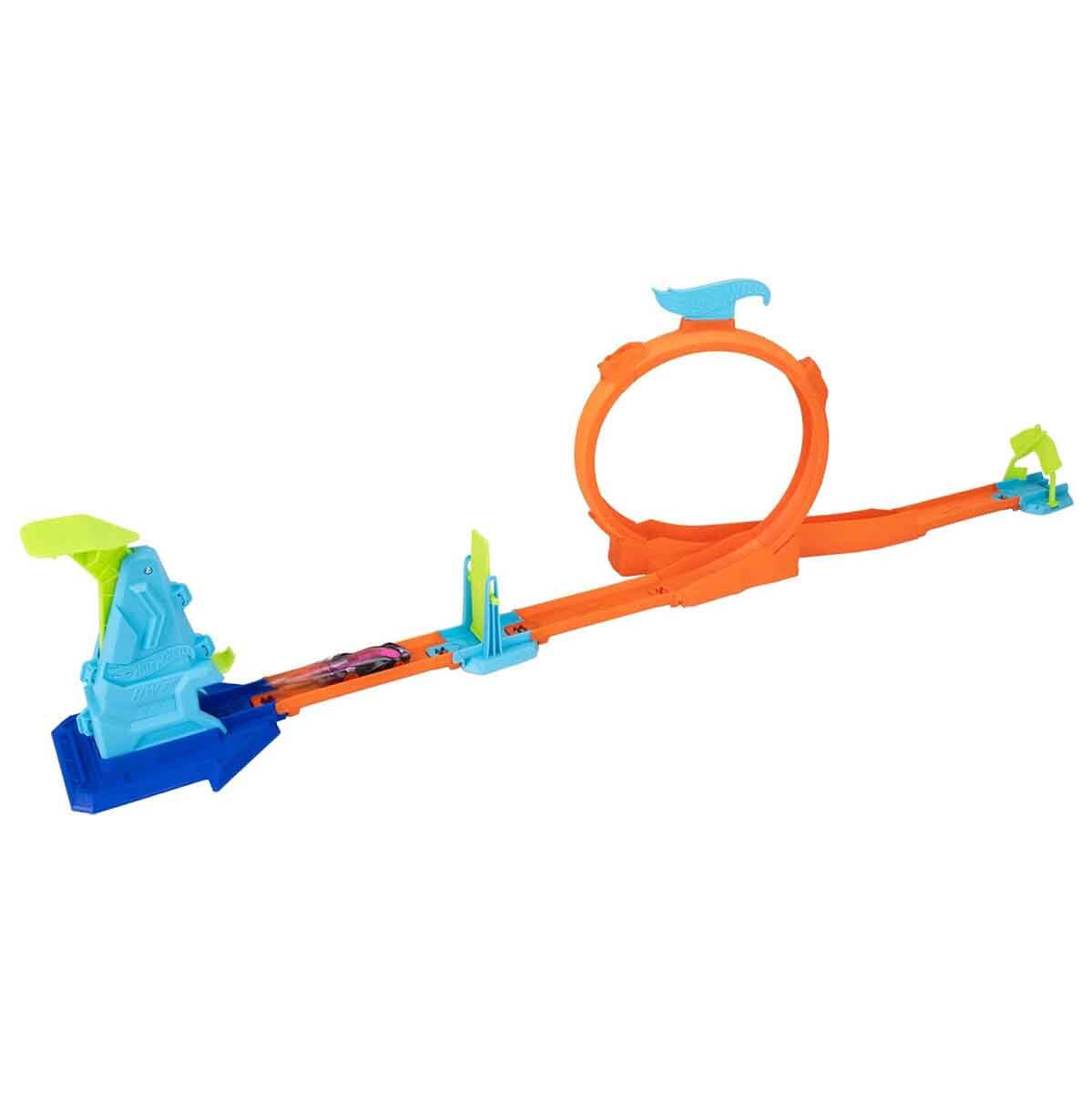 undefined - a5871_Hot_Wheels_Stunt_Trucks_Akrobatik_Yaris_Pisti_Oyun.jpg