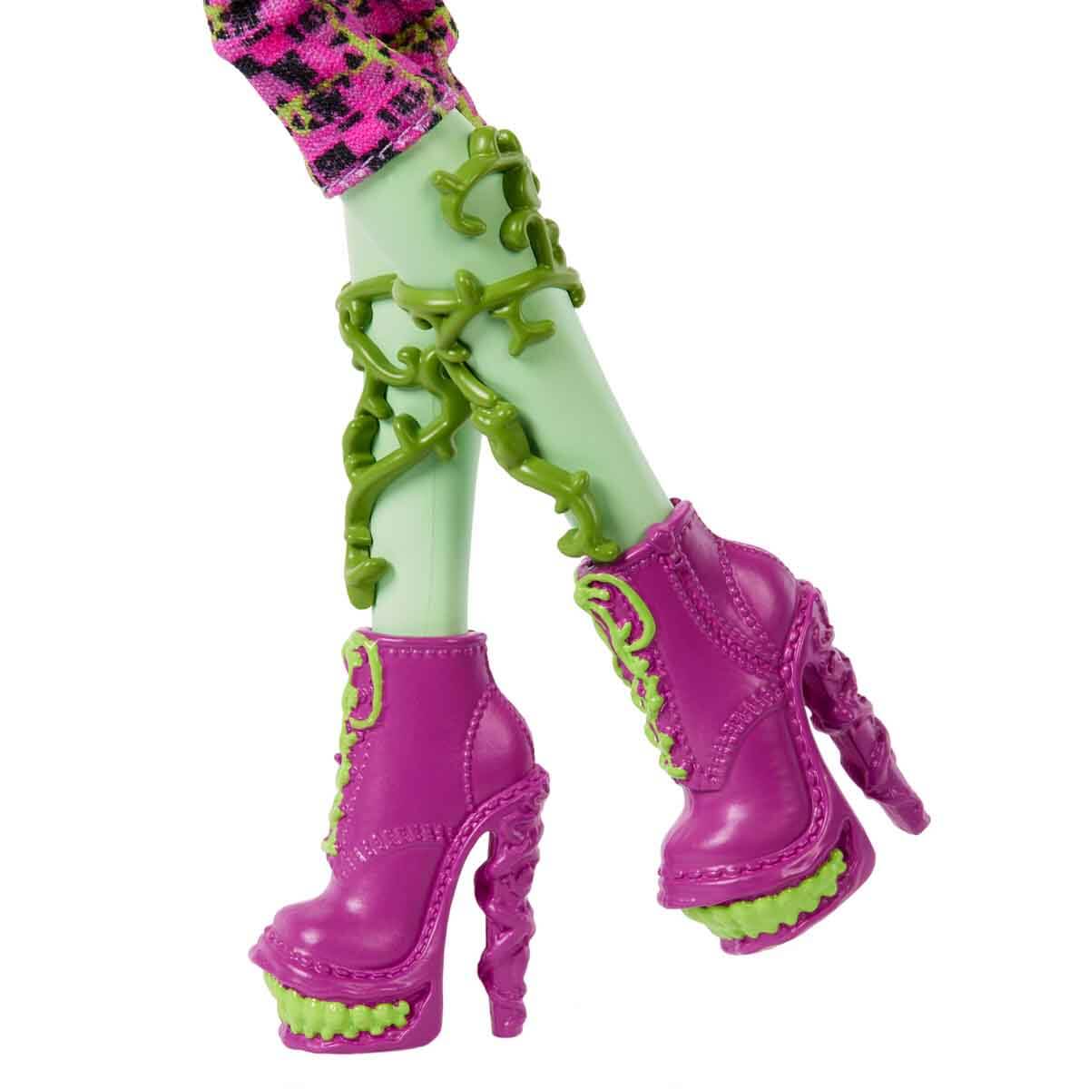 undefined - a5d8b_Monster_High_Booriginal_Creeproduction_Venus_McFly.jpg