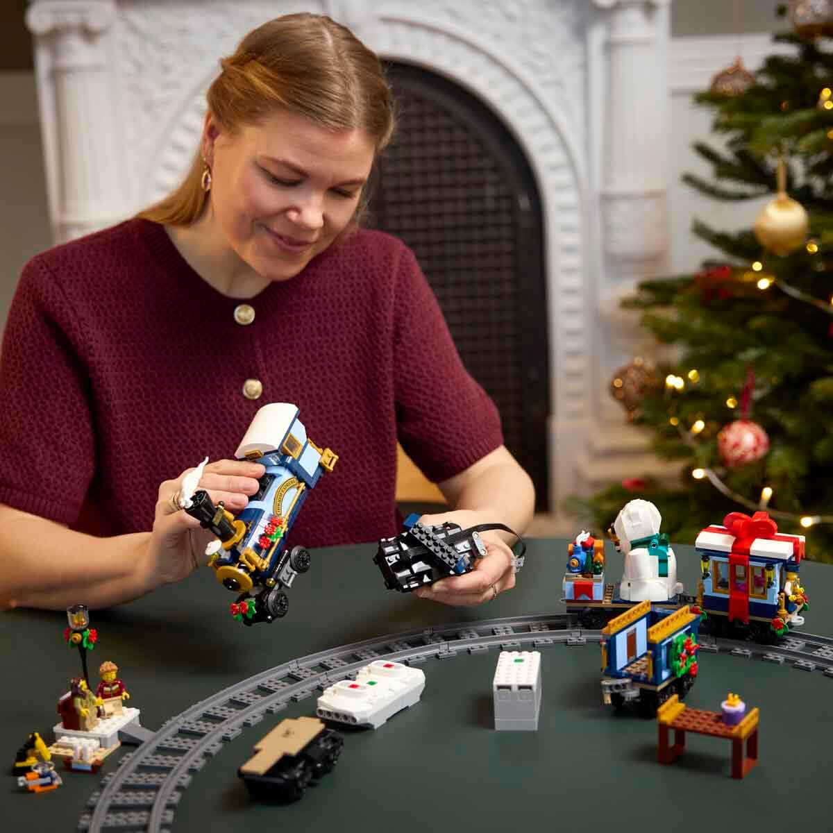 undefined - a69ee_LEGO_Icons_Yilbasi_Ekspresi_Treni_10361_.jpg