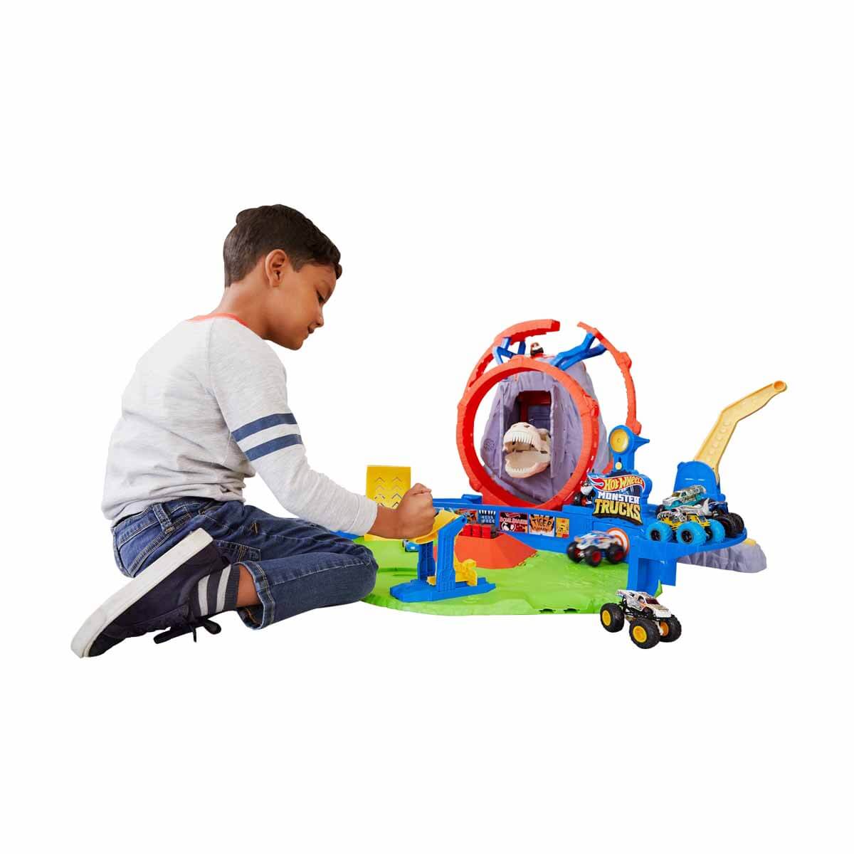 undefined - a759c_Hot_Wheels_Monster_Trucks_Volkanik_Alanda_Macera_O.jpg
