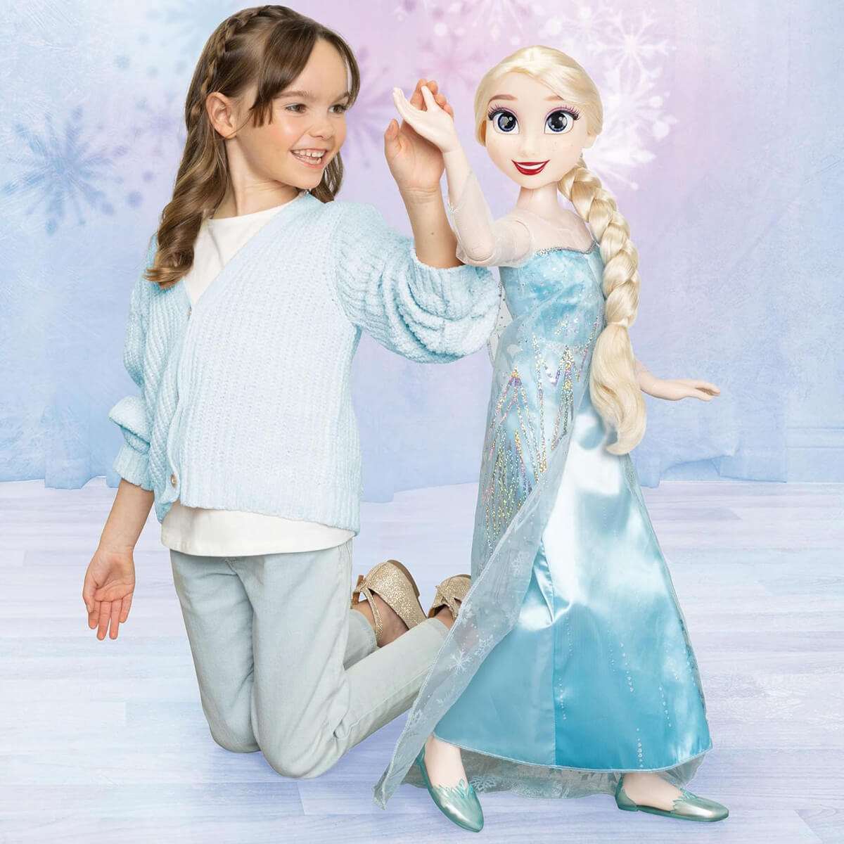 undefined - a8540_Disney_Frozen_Elsa_81_cm.jpg