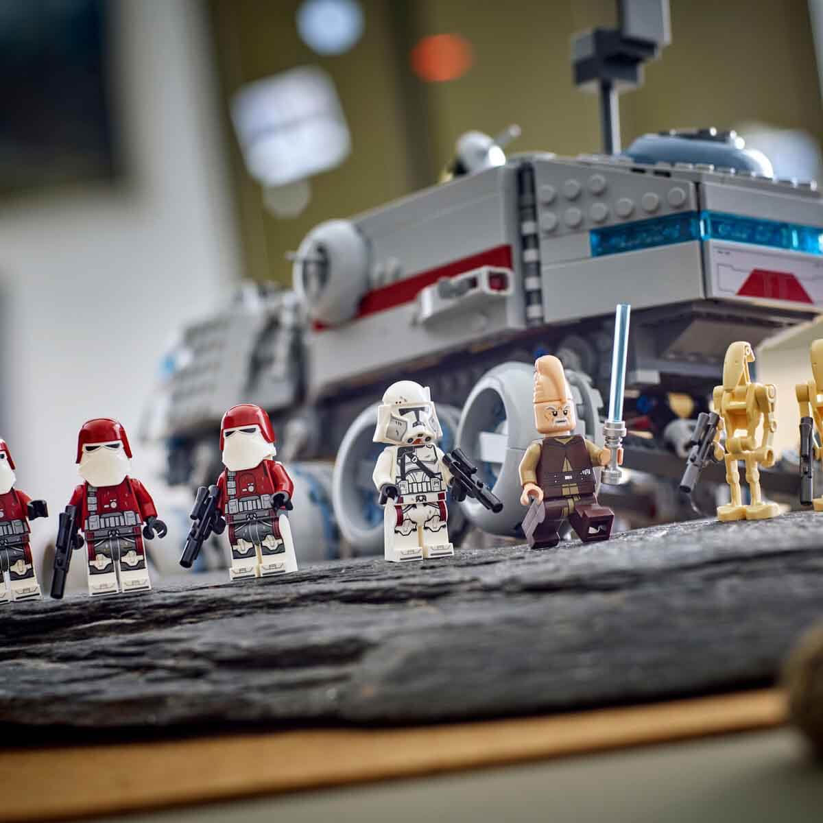 undefined - a8e3b_LEGO_Star_Wars_Klon_Savaslari_Cumhuriyet_Juggernau.jpg