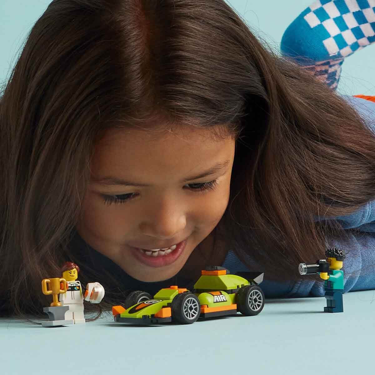 undefined - a8ebf_LEGO___City_Yesil_Yaris_Arabasi_60399_.jpg