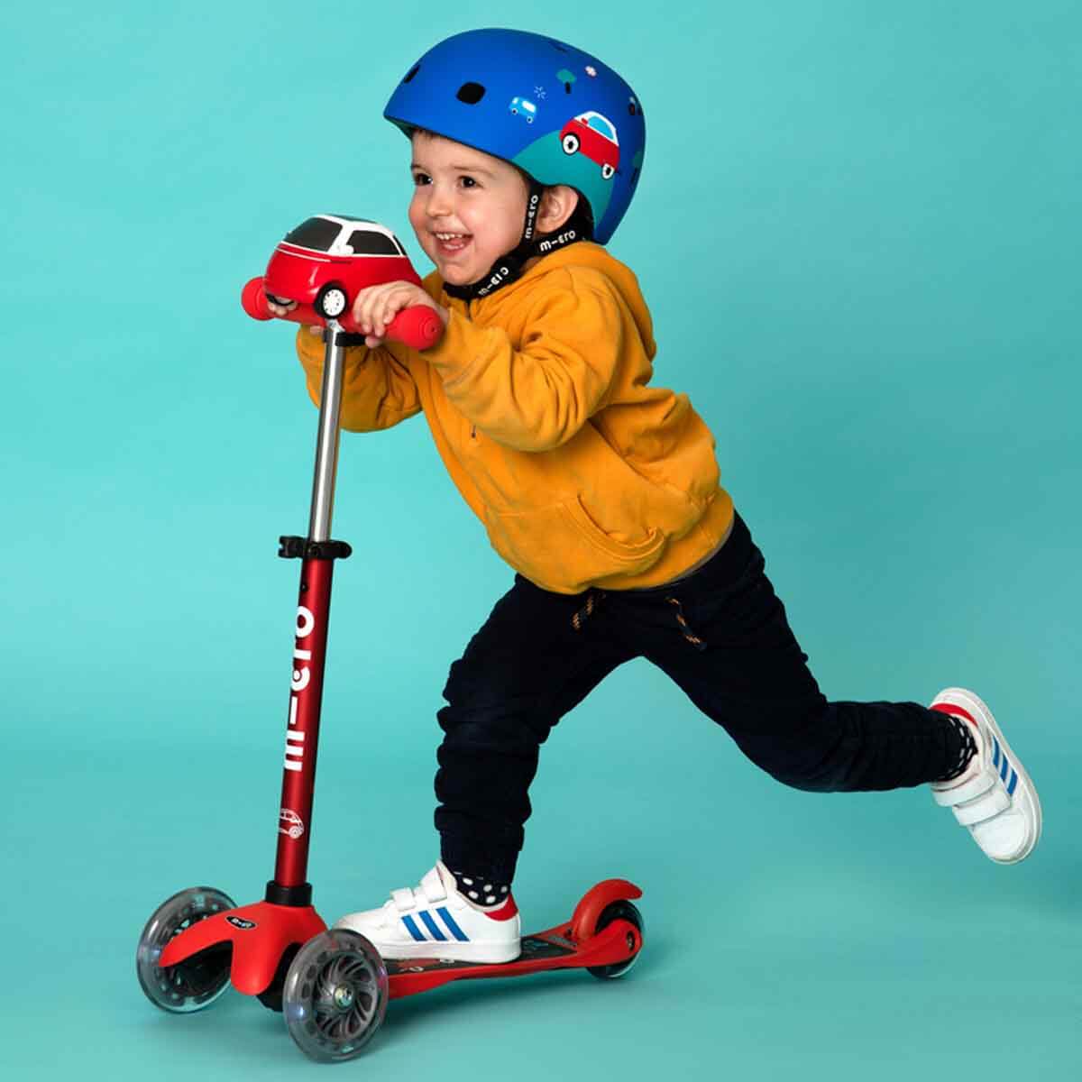 undefined - aa895_Micro_Minilio_3_Tekerlekli_Isikli_Kirmizi_Scooter.jpg