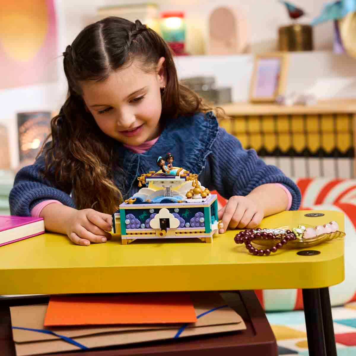 れれ LEGO ǀ Disney Princess Yasemin'in Mücevher Kutusu 43295 - 6 Yaş ve